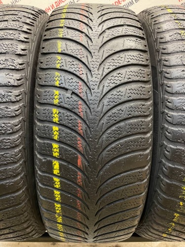 Goodyear UltraGrip ice + R15   195/65