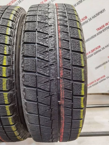 Bridgestone Blizzak Revo GZ R16 215/65