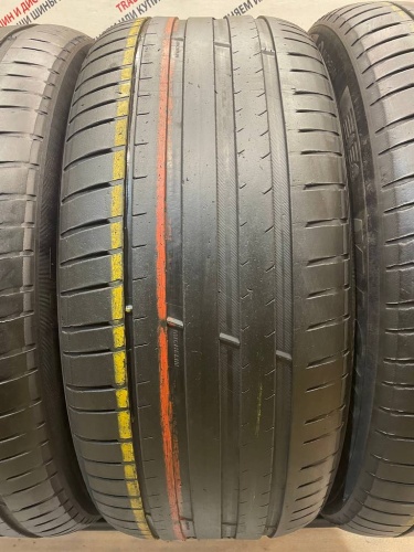 Michelin Pilot Sport 4 SUV R21 275/50