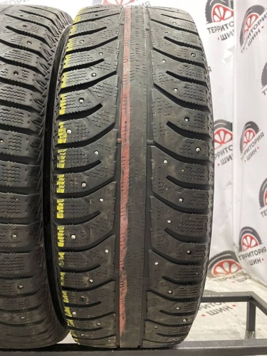 Bridgestone Ice Cruiser 7000 R16	225/70