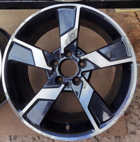 разноширокие Mercedes-Benz Orig R18 5х112 СТ66.6