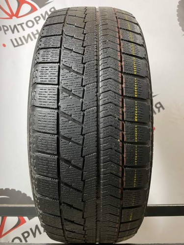Bridgestone Blizzak VRX R16 215/60
