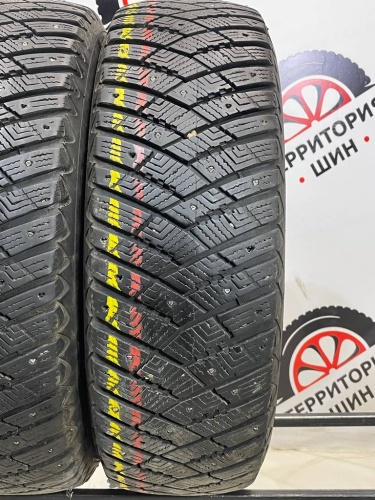 Goodyear UltraGrip Ice Arctic SUV R17	225/65