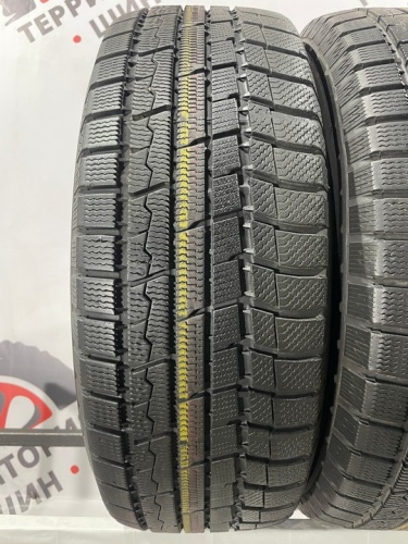 Toyo Winter Tranpath TX R16 215/65