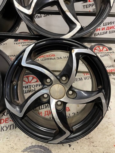 Диски литые VW R15 5*112 6,5J ET50 ЦО 57,1