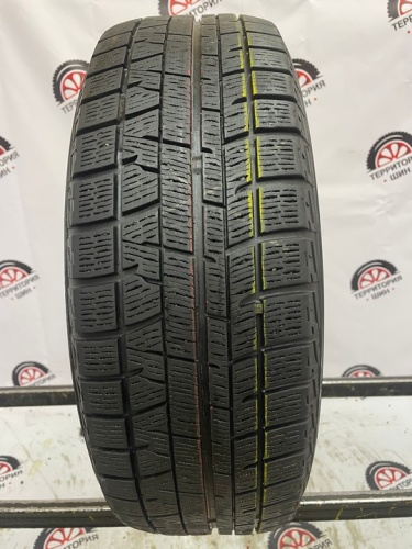 Yokohama iceGuard iG50 Plus R16 215/60 95Q