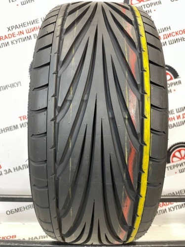 Toyo Proxes T1-R R17	215/40
