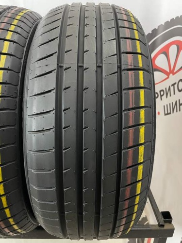 AutoGreen Smart Chastr SC1 R16 215/55