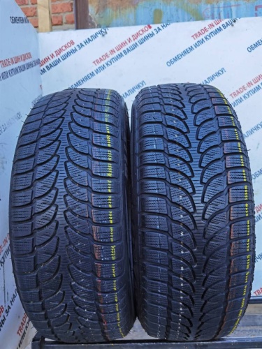 Bridgestone Blizzak LM-80 R17	215/60