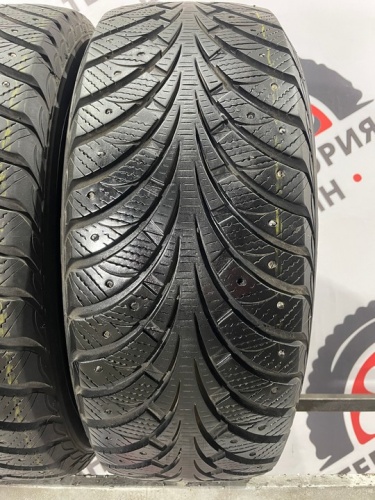 Sava Eskimo Stud R16 205/55