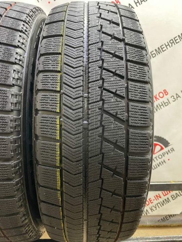Bridgestone Blizzak VRX  R16 215/65
