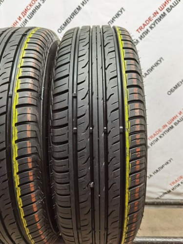 Dunlop Grandtrek PT3 215/70 R16