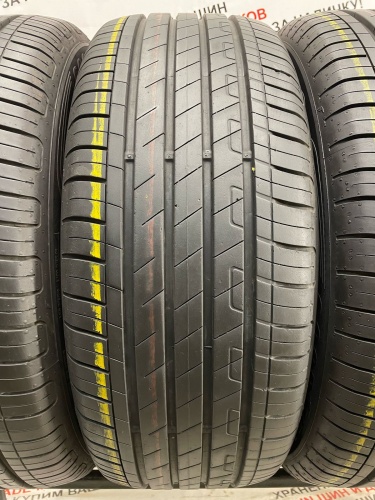 Goodyear EfficientGrip Performance  R17	215/55