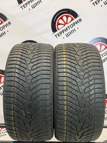 Yokohama BluEarth Winter V905 R19 255/35