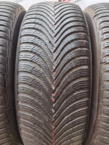 Michelin Alpin 5 R16 215/65