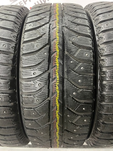 Bridgestone Ice Cruiser 7000 R16 205/60