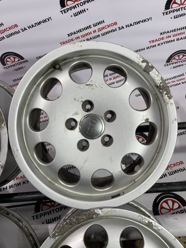 Литые AUDI R16  5x112 ЦО57.1 ET45 7J