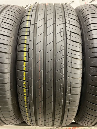 Goodyear EfficientGrip Performance R17 215/55 94V