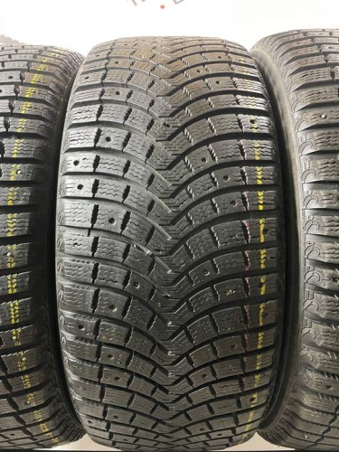 Michelin Latitude X-Ice North XIN2 + R18 285/60