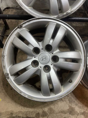 Литые Hynudai Tucson   R16 5х114.3 ЦО67.1 6.5J ET46