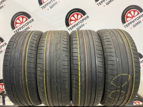 Bridgestone Turanza T001 R18	225/50