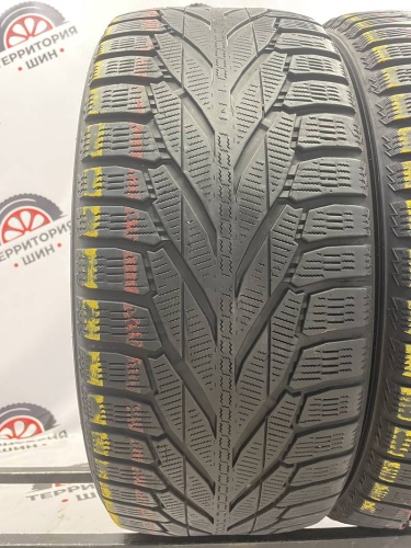 Nokian Tyres Hakkapeliitta R2 Suv 255/45 R20