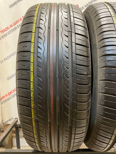 Kumho Solus KH17 R15   215/65