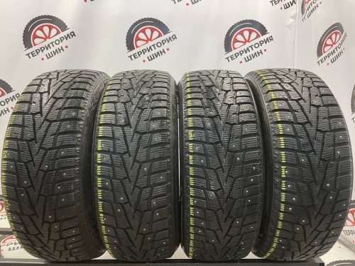 Roadstone Winguard WinSpike R17 215/55