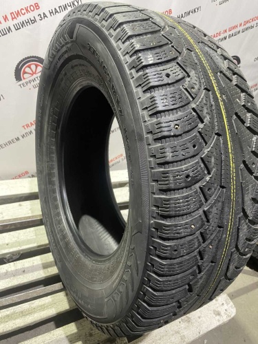 Nokian Tyres Hakkapeliitta Sport Utility 5 R17 275/60