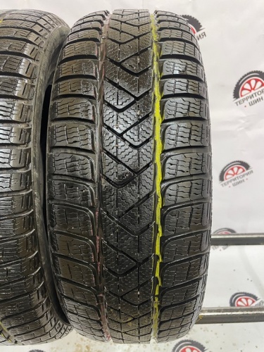 Pirelli Winter Sottozero 3 215/60 95H R16