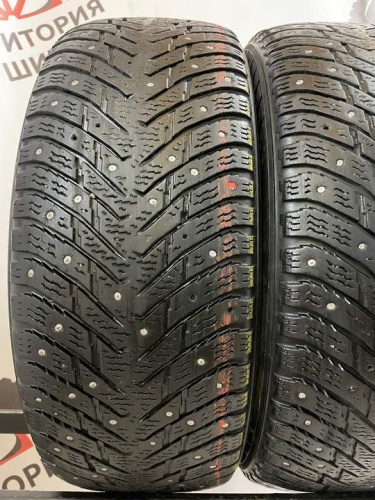 Nokian Hakka 8 R16 215/60