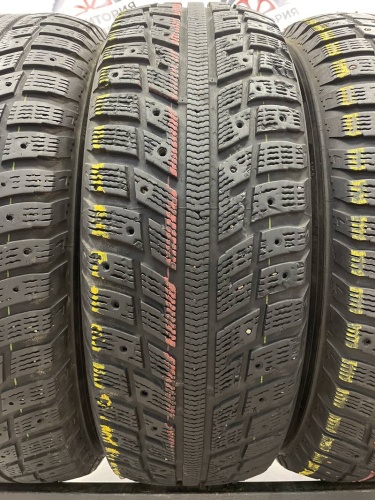 Kumho I'Zen KW22  R16 215/65