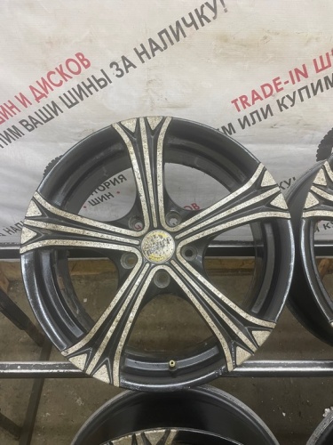 Литье  R17 5*115 ЦО72.6 ЕТ62