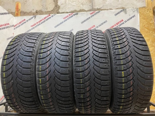 Bridgestone Blizzak Spike - 01 R17	225/60
