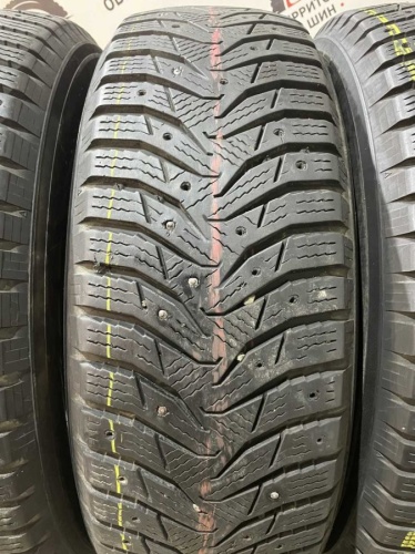 Kumho WinterCraft Ice WI31 R17 215/65