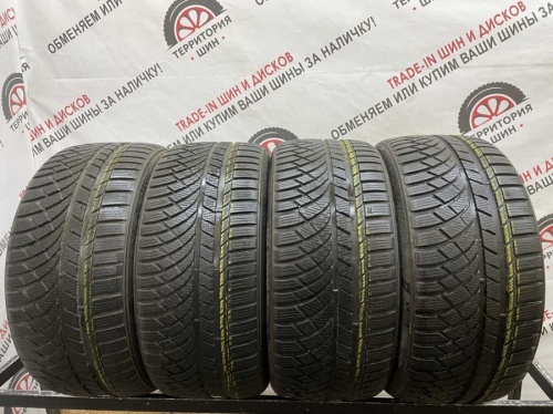 Kumho WinterCraft WP72 255/40 R18 99V