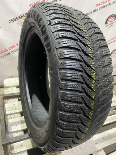 Goodyear UltraGrip 8 R15 185/60