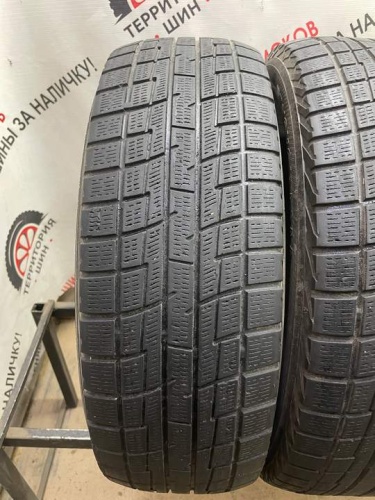 Yokohama IceGuard IG30 R16 205/65