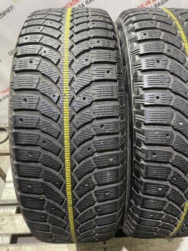 Bridgestone Blizzak Spike-01 R17 245/65