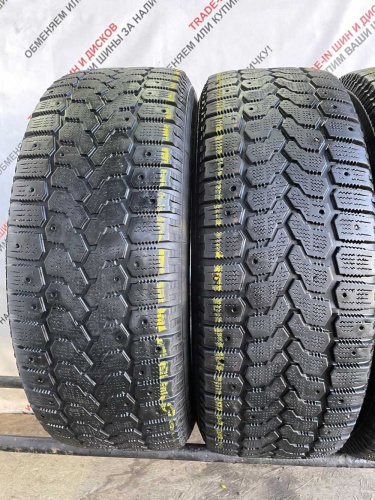 Yokohama Ice Guard IG10 R16 215/65