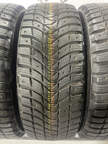 Michelin X-Ice North 3 R16 215/60