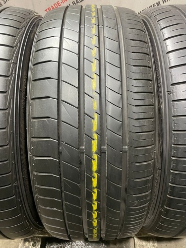 Dunlop SP Sport LM705 R18 235/45