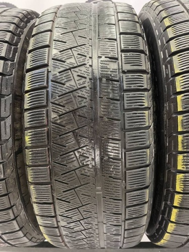 Formula Ice FR R17 215/60