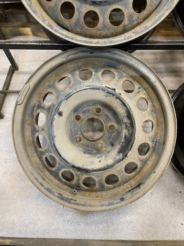 Штампы R17	 5*115  ЕТ45  7J  ЦО57,1