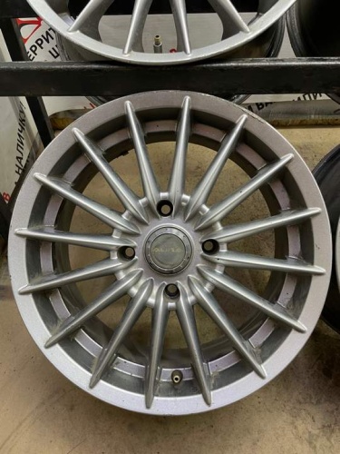 Литье Nissan R15 4x114,3; ET35: Dia 66,6:6,5J