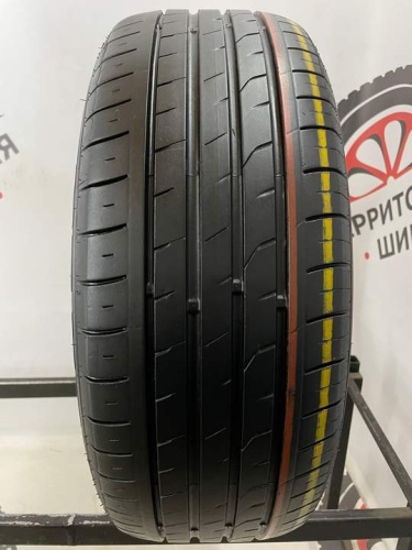 Nexen NFera SU1 R16 215/60