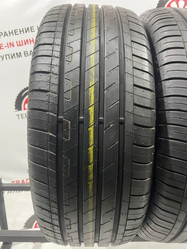 Goodyear EfficientGrip R17 215/55