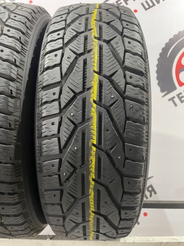 Tigar SUV Ice R17 215/65