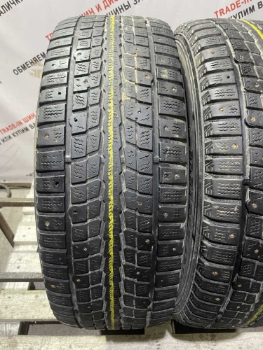 Dunlop SP Winter Ice 01 R16 215/65