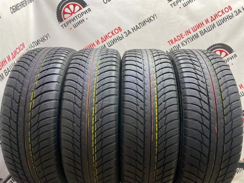 Bridgestone Blizzak LM-001 R17 215/65